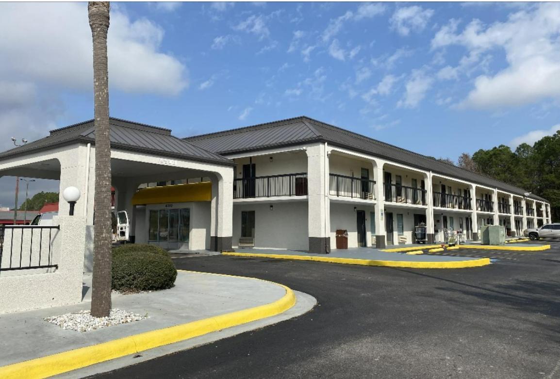 Days Inn By Wyndham Moss Point Pascagoula Esterno foto