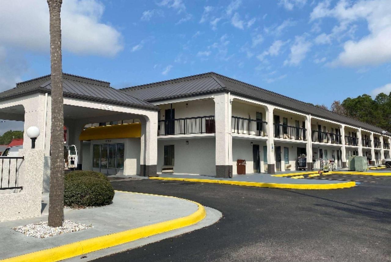 Days Inn By Wyndham Moss Point Pascagoula Esterno foto