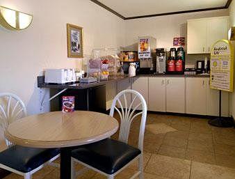Days Inn By Wyndham Moss Point Pascagoula Esterno foto